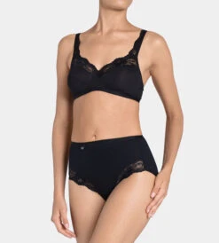 Sloggi ROMANCE MAXI TRUSE - SVART -Undertoy Salgsbutikk 1820272 sloggi sort romance maxi