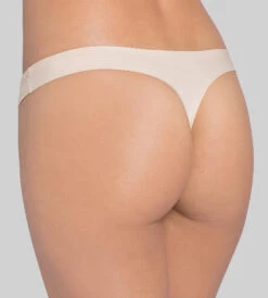 Undertoy Salgsbutikk -Undertoy Salgsbutikk 1820778 body make up essential string