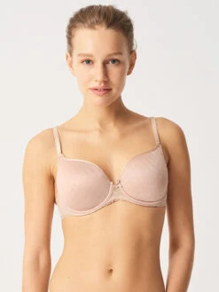 Chantelle COURCELLES BH MED VATTERING OG SPILE - BEIGE