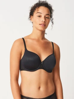 Chantelle COURCELLES BH MED VATTERING OG SPILE - SVART