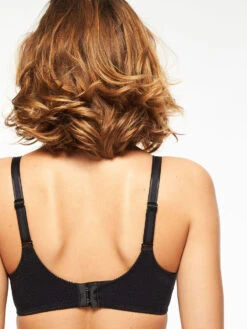 Chantelle MAGNIFIQUE MINIMIZER BH - SVART -Undertoy Salgsbutikk 1961962 chantelle magnifique bh sort