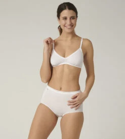 Sloggi BASIC+ MAXI TRUSE - HVIT -Undertoy Salgsbutikk 2570102 sloggi basic maxi hvit