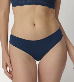 Triumph LOVELY MICRO BRAZILIAN STRING TRUSE - BLÅ