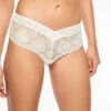 Chantelle CHAMPS ELYSÉES LACE HIPSTER TRUSE - KREM HVIT -Undertoy Salgsbutikk 3839978 champs elysees lace hipster