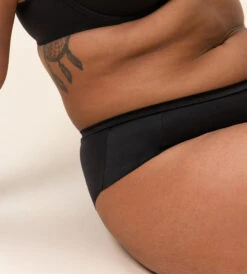 Triumph BODY MAKE-UP SOFT TOUCH HIPSTER TRUSE - SVART 11 Triumph BODY MAKE-UP SOFT TOUCH HIPSTER TRUSE - SVART -Undertoy Salgsbutikk 3942946 body make up soft touch hipster truse svart