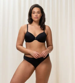 Triumph BODY MAKE-UP ESSENTIALS WHP BH - SVART 13 Triumph BODY MAKE-UP ESSENTIALS WHP BH - SVART -Undertoy Salgsbutikk 3943114 body make up essentials whp bh svart