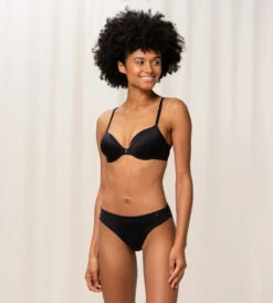 Triumph BODY MAKE-UP ESSENTIALS WHP BH - SVART 17 Triumph BODY MAKE-UP ESSENTIALS WHP BH - SVART -Undertoy Salgsbutikk 3943121 body make up essentials whp bh svart