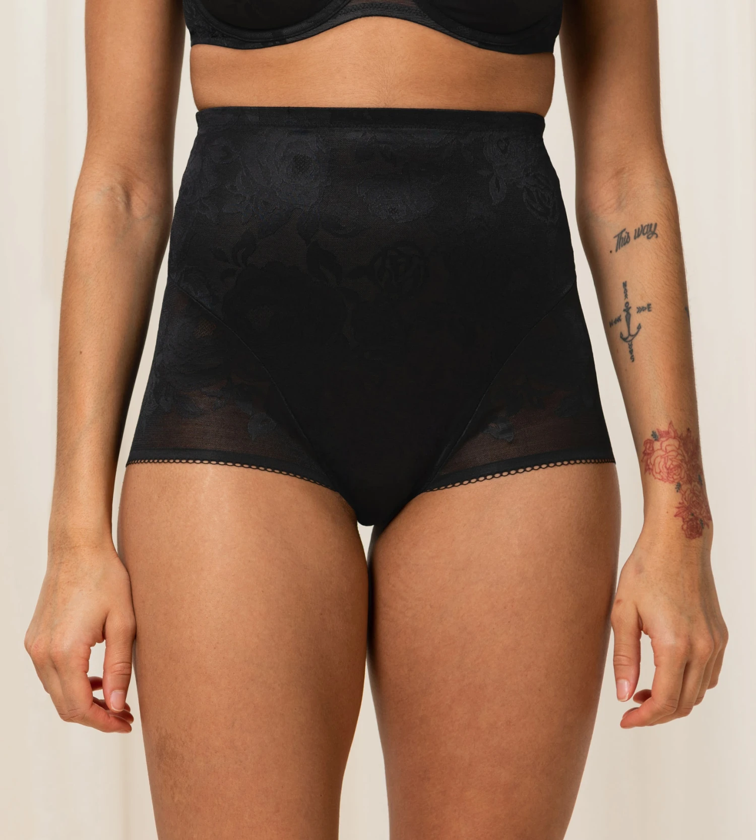 Triumph WILD ROSE SANSATION HIGHWAIST PANTY - SVART 3 Triumph WILD ROSE SANSATION HIGHWAIST PANTY - SVART