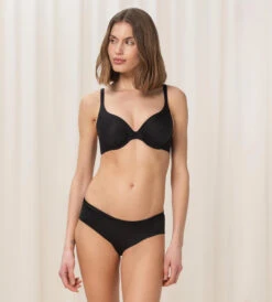 Triumph BODY MAKEUP SOFT WHP PUSH UP BH - SVART -Undertoy Salgsbutikk 3943182 body makeup soft whp push up bh svart