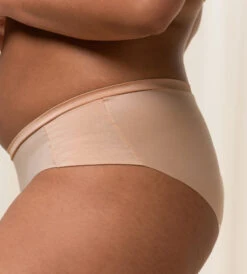 Triumph BODY MAKE-UP SOFT TOUCH HIPSTER TRUSE - BEIGE -Undertoy Salgsbutikk 3943463 body make up soft touch hipster truse beige