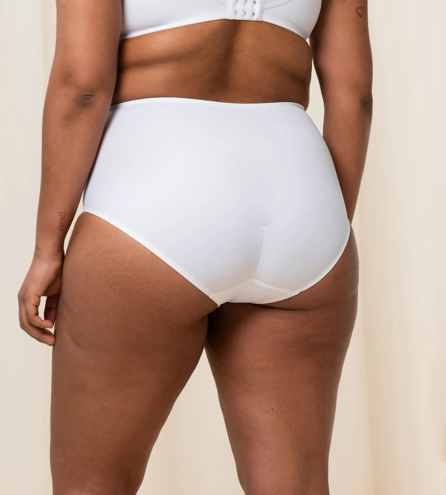 Triumph TRUE SHAPE SENSATION MAXI TRUSE - HVIT 4 Triumph TRUE SHAPE SENSATION MAXI TRUSE - HVIT - Bilde 2