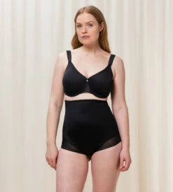 Triumph TRUE SHAPE SENSATION PANTY - SVART -Undertoy Salgsbutikk 3945033 true shape sensation panty svart