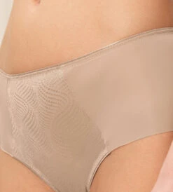 Triumph ESSENTIAL MINIMIZER HIPSTER TRUSE - BEIGE 8 Triumph ESSENTIAL MINIMIZER HIPSTER TRUSE - BEIGE -Undertoy Salgsbutikk 3945197 essential minimizer hipster truse beige