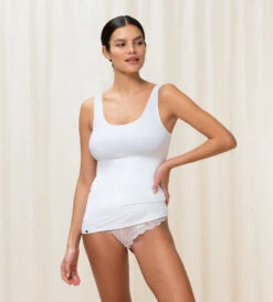 Triumph TRENDY SENSATION SINGLET - HVIT 9 Triumph TRENDY SENSATION SINGLET - HVIT -Undertoy Salgsbutikk 3945220 trendy sensation singlet hvit