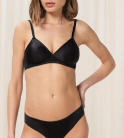 Triumph SOFT SENSATION P BH UTEN SPILER - SVART