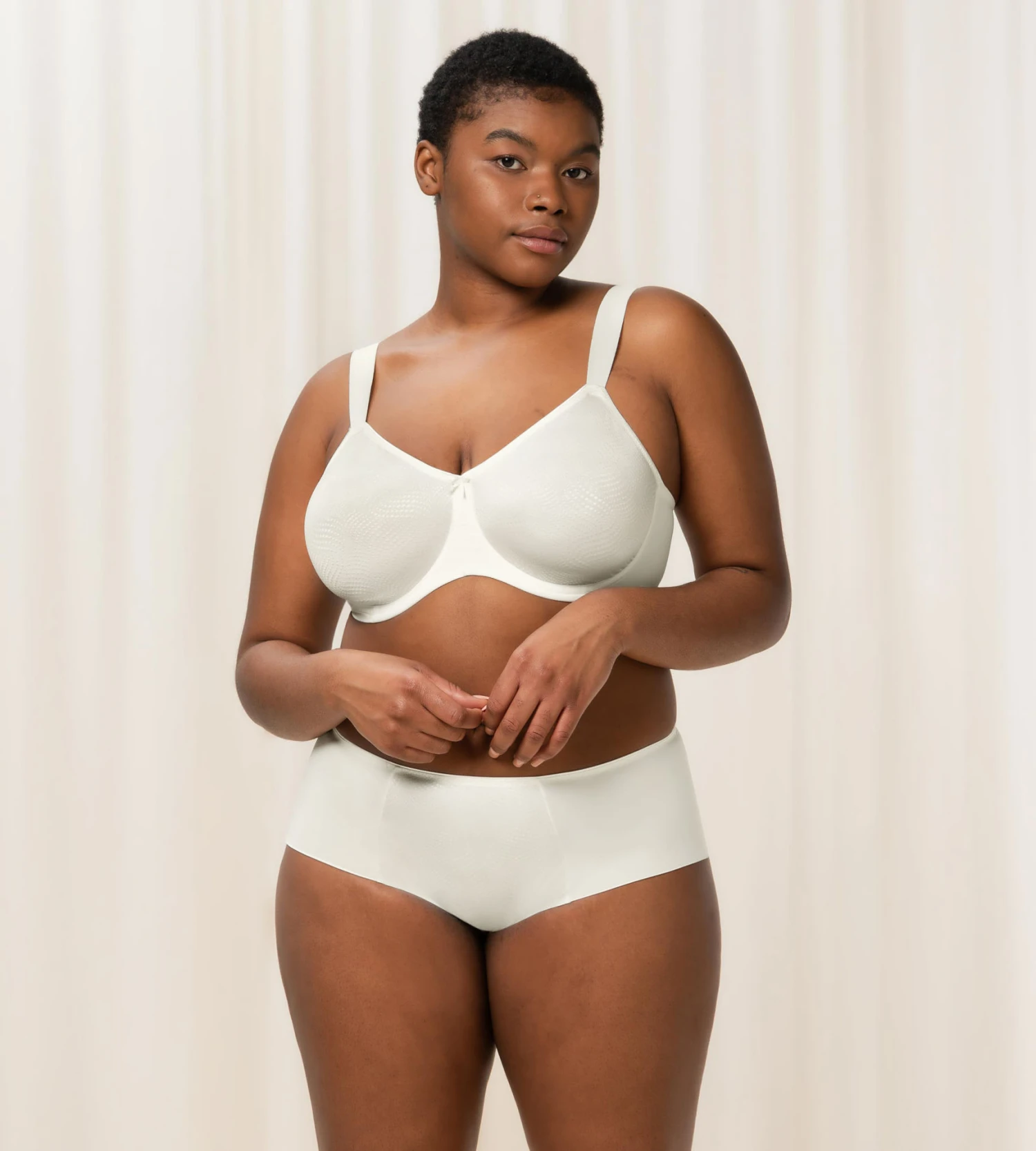 Triumph ESSENTIAL MINIMIZER HIPSTER TRUSE - OFF WHITE 6 Triumph ESSENTIAL MINIMIZER HIPSTER TRUSE - OFF WHITE - Bilde 4