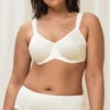 Triumph ESSENTIAL MINIMIZER BH - OFF WHITE -Undertoy Salgsbutikk 3945550 essential minimizer bh off white