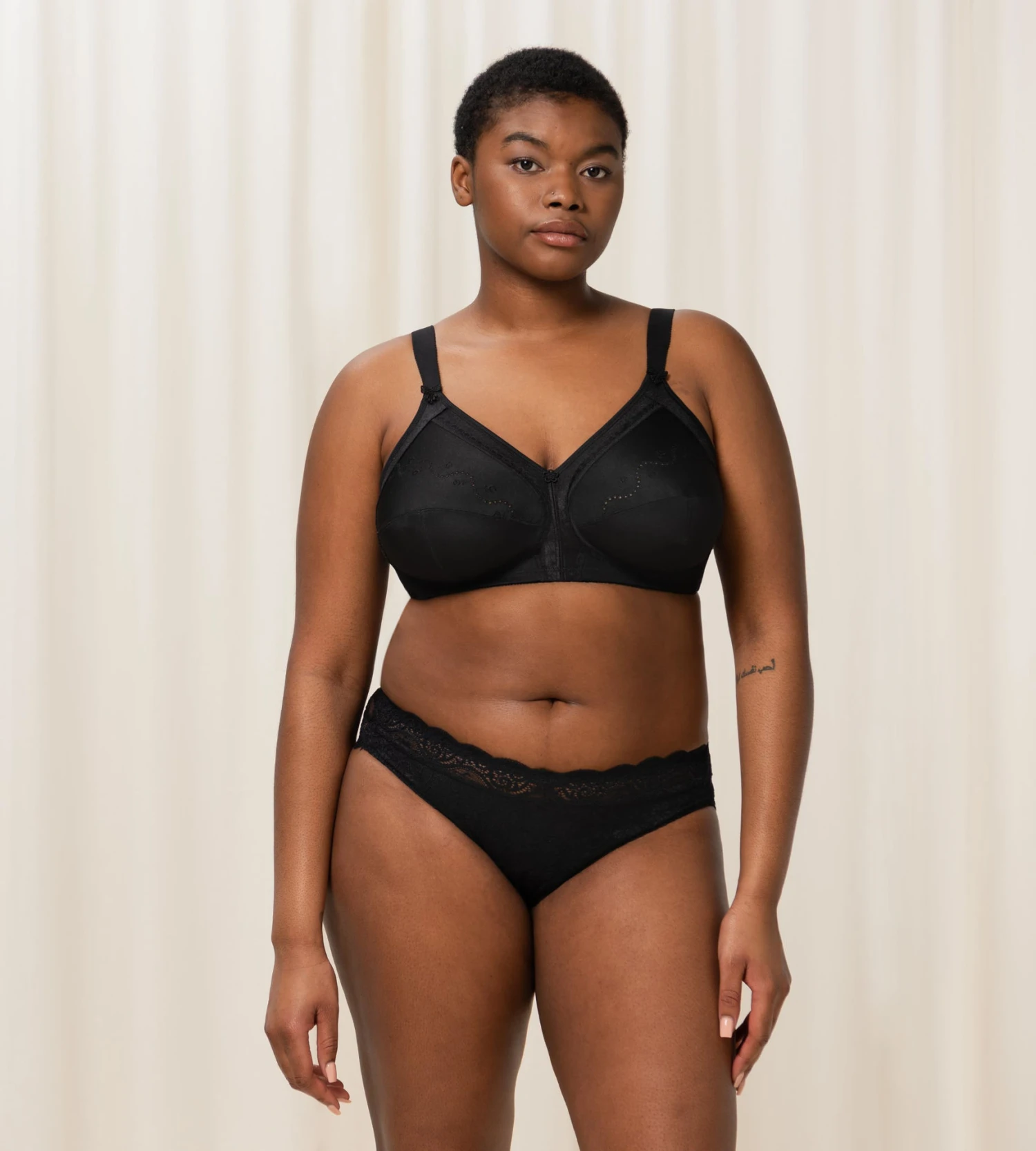 Triumph DOREEN COTTON 01 N BH UTEN SPILER - SVART 6 Triumph DOREEN COTTON 01 N BH UTEN SPILER - SVART - Bilde 4