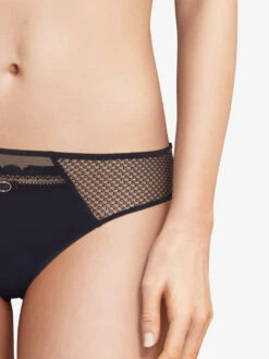 Chantelle PARISIAN ALLURE TAI TRUSE - SVART -Undertoy Salgsbutikk 3950541 parisian allure tai truse svart