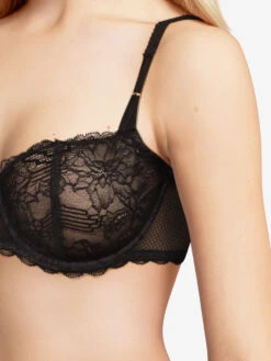 Chantelle WALTZ BALCONETTE BH MED SPILER, UTEN VATTERING - SVART -Undertoy Salgsbutikk 4371298 waltz balconette bh med spiler uten vattering svart