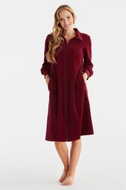 MORGENKÅPE MED GLIDELÅS - RØD