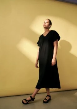 Triumph STRANDKJOLE - SVART -Undertoy Salgsbutikk 4654875 strandkjole svart