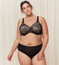 Triumph CONTOURING SENSATION MINIMIZER BH - SVART