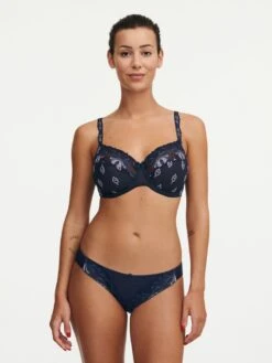 Chantelle CHAMPS ELYSEES BH UTEN VATTERING, MED SPILER - BLÅ -Undertoy Salgsbutikk 5062177 champs elysees bh uten vattering med spiler bla