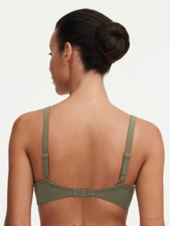 Chantelle EMBLEM BIKINI OVERDEL MED SPILE UTEN VATTERING - OLIVEN 8 Chantelle EMBLEM BIKINI OVERDEL MED SPILE UTEN VATTERING - OLIVEN -Undertoy Salgsbutikk 5062299 emblem bikini overdel med spile oliven