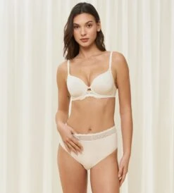 Triumph FEEL OF MODAL MIDI TRUSE - OFF WHITE -Undertoy Salgsbutikk 5110100 feel of modal midi truse off white