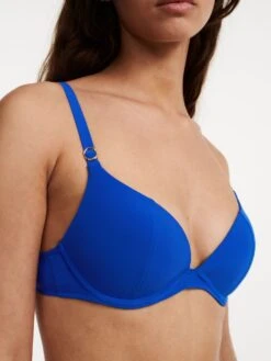 Chantelle CELESTIAL BIKINI OVERDEL MED SPILE, VATTERT - BLÅ 11 Chantelle CELESTIAL BIKINI OVERDEL MED SPILE, VATTERT - BLÅ -Undertoy Salgsbutikk 5110221 celestial bikini overdel mboyle vattert bla