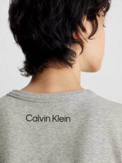 Calvin Klein NATTKJOLE - GRÅ -Undertoy Salgsbutikk 5300955 nattkjole gra