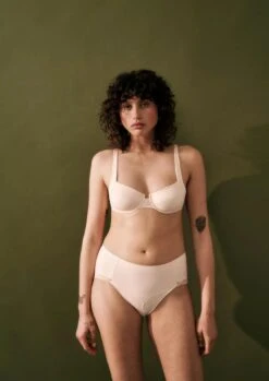 Triumph NATURAL SPOTLIGHT MAXI TRUSE - OFF WHITE -Undertoy Salgsbutikk 5413105 triumph natural spotlight maxi ex fresh powder