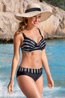 KRETA FULL CUP BIKINIOVERDEL - SVART OG HVIT -Undertoy Salgsbutikk 5463107 kreta full cup bikinioverdel svart og hvit