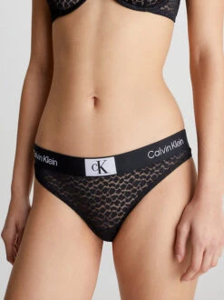 Calvin Klein ANIMAL LACE STRING TRUSE - SVART