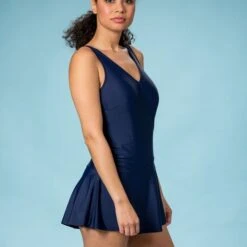 BADEDRAKT MED SKJØRT - MARINE -Undertoy Salgsbutikk 5592271 badedrakt med skjort marine