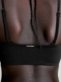 Calvin Klein BANDEAU BIKINI OVERDEL CORE ARCHIVE - SVART -Undertoy Salgsbutikk 5648700 calvin klein bandeau bikini top core archive pvh black