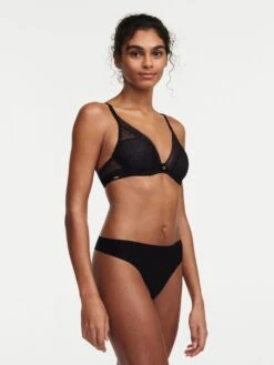 Chantelle FESTIVITE BH MED VATTERING OG SPILE - SVART -Undertoy Salgsbutikk 5997889 festivite bh med vattering og spile svart